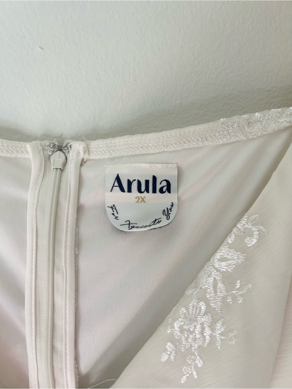 ⭐️ NEW Arula 2X Cream Daniella Floral Puff Sleeve Tiered Maxi Dress - Picture 2 of 10